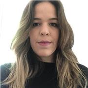 Le portrait comme matière de création : 
Réflexion et création à partir du présent et et du passé afin de construire un avenir plus agréable à regarder. 
Artiste et portraitiste professionnel, je vous propose des cours techniques de photographie et d’ou